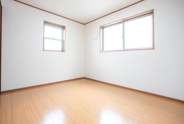 四日市市松寺２丁目の中古一戸建て