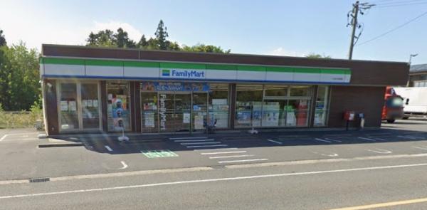 クレイドルガーデンいなべ市大安町宇賀　第1　3号棟(ファミリーマートいなべ大安町店)