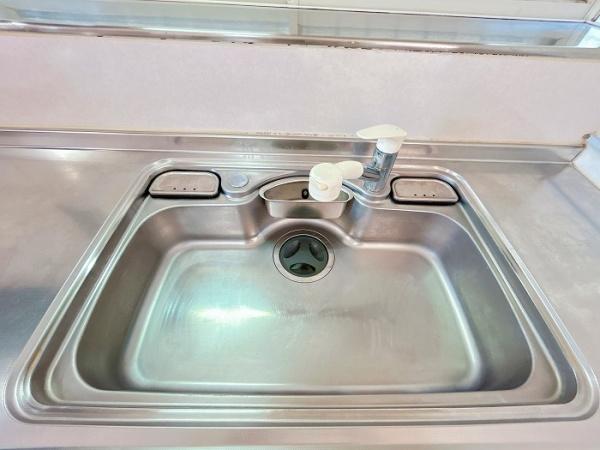 亀山市能褒野町の中古一戸建て