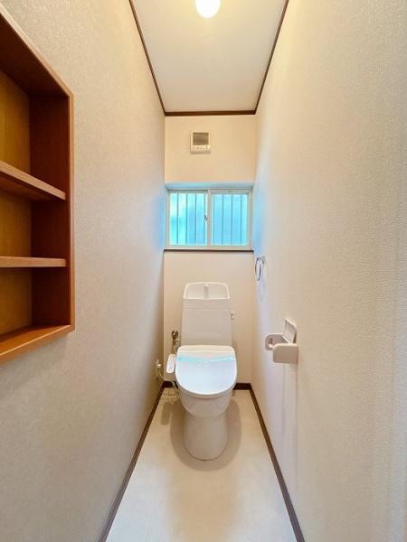 亀山市能褒野町の中古一戸建て