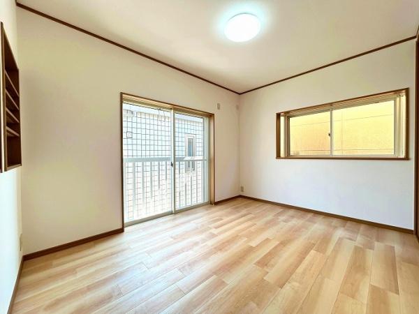 亀山市能褒野町の中古一戸建て