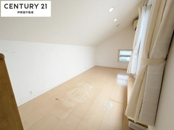 四日市市北小松町の中古一戸建て