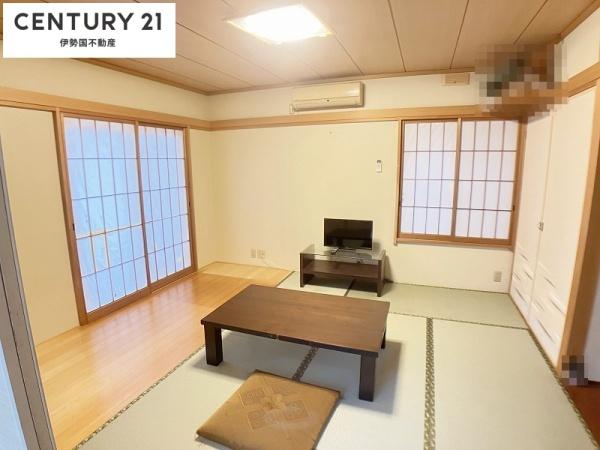 四日市市北小松町の中古一戸建て