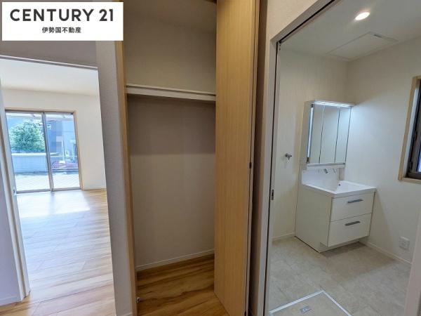 桑名市陽だまりの丘４丁目の中古一戸建て