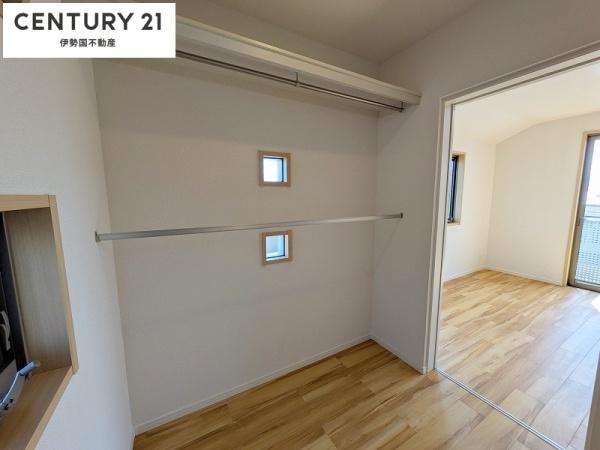 桑名市陽だまりの丘４丁目の中古一戸建て
