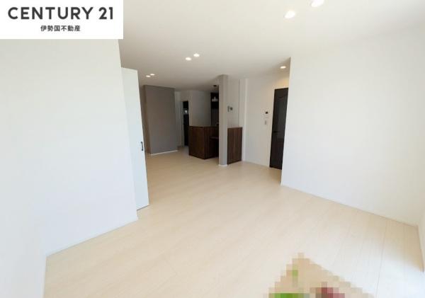 四日市市東富田　中古戸建