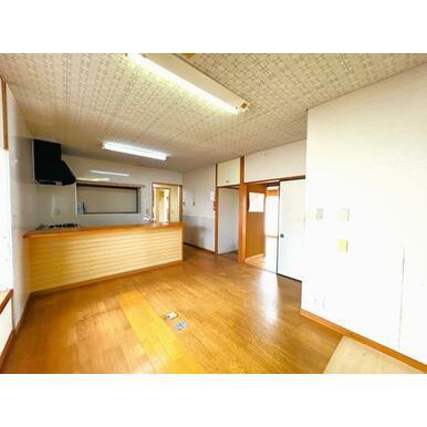 鈴鹿市岸岡町　中古戸建