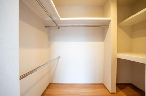 四日市市西富田２丁目の中古一戸建て