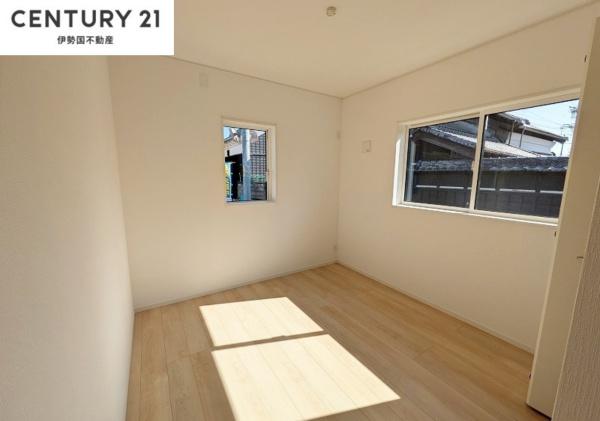 クレイドルガーデン菰野町永井　第5　1号棟