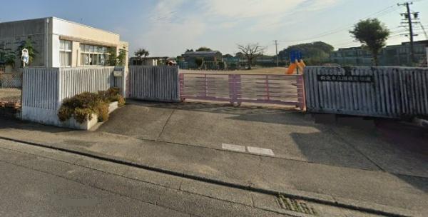 鈴鹿市国府町の中古一戸建て(鈴鹿市立国府幼稚園)