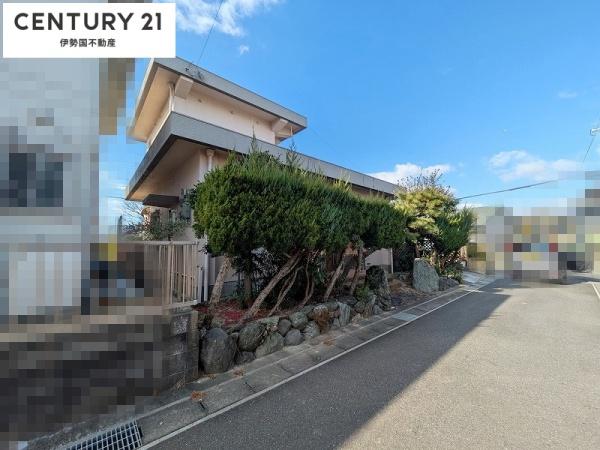 鈴鹿市寺家１丁目の中古一戸建て