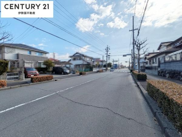 鈴鹿市寺家１丁目の中古一戸建て