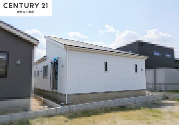 リーブルガーデン菰野町竹成第２　１号棟