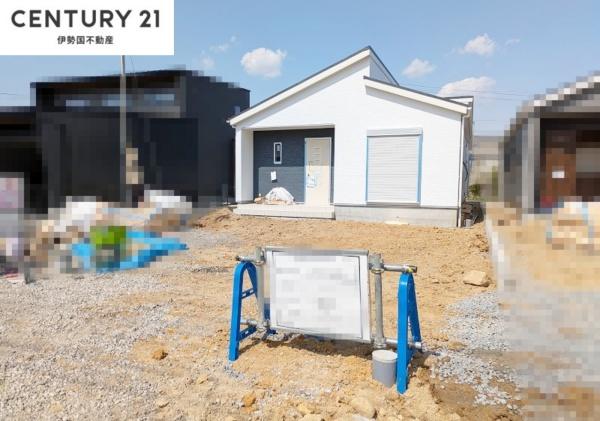 リーブルガーデン菰野町竹成第２　１号棟