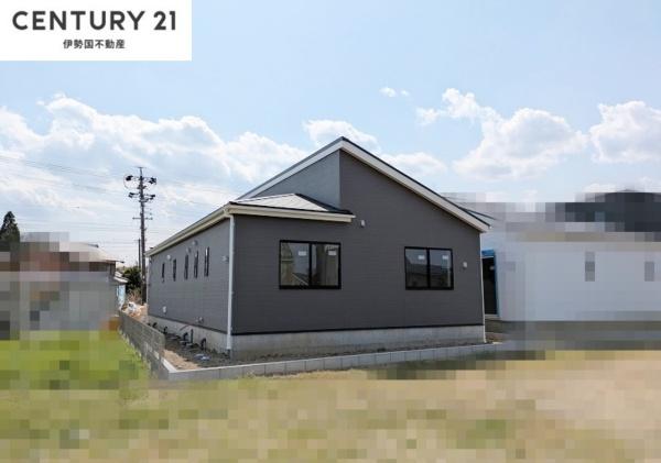 リーブルガーデン菰野町竹成第２　２号棟