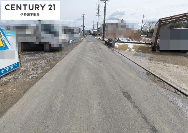 リーブルガーデン菰野町竹成第２　２号棟