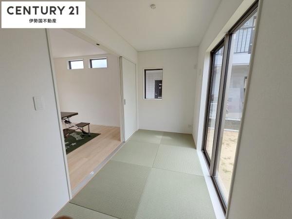 クレイドルガーデン鈴鹿市道伯第1　1号棟