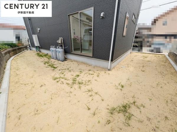 クレイドルガーデン鈴鹿市道伯第1　1号棟