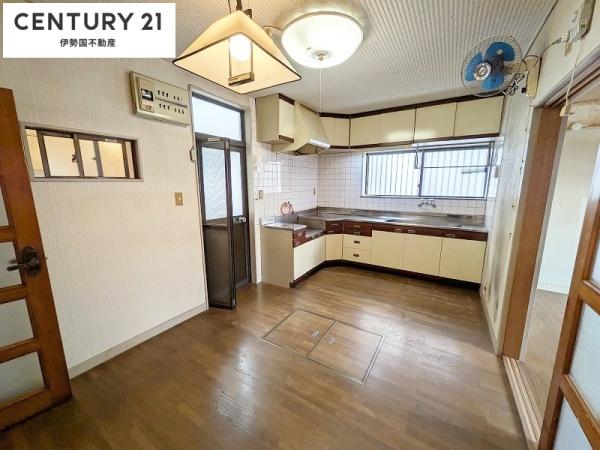 鈴鹿市桜島町5丁目　中古戸建