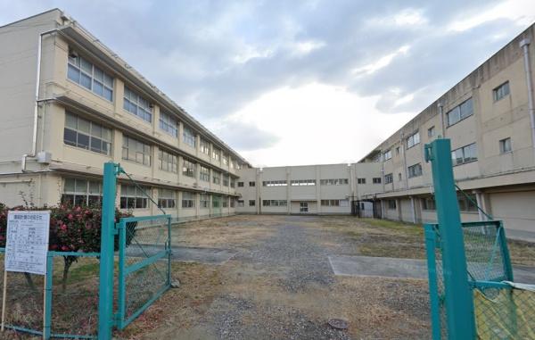 クレイドルガーデン四日市市内堀町第1 1号棟(四日市市立塩浜中学校)