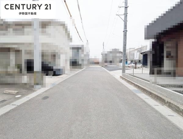 いろどりアイタウン四日市市泊山崎町　５号棟