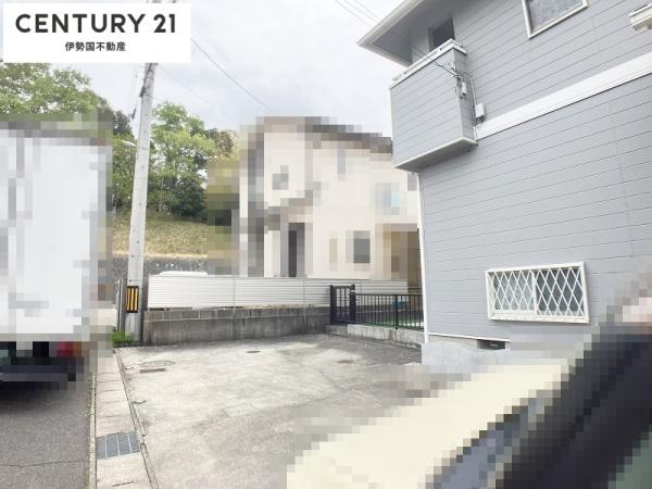 四日市市伊坂台１丁目の中古一戸建て