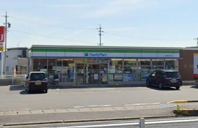 鈴鹿市南玉垣町の中古一戸建て(ファミリーマート鈴鹿南玉垣店)