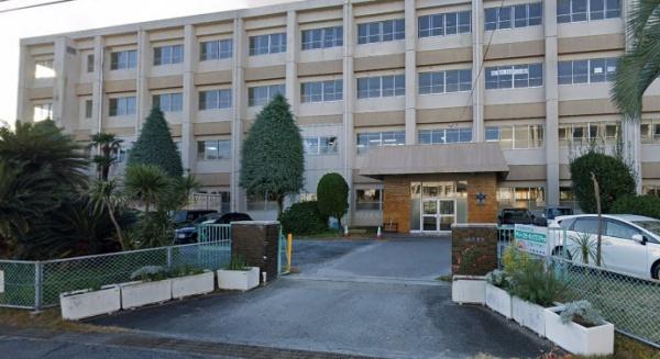 ベルカーサ有楽 再生マンション(桑名市立光風中学校)