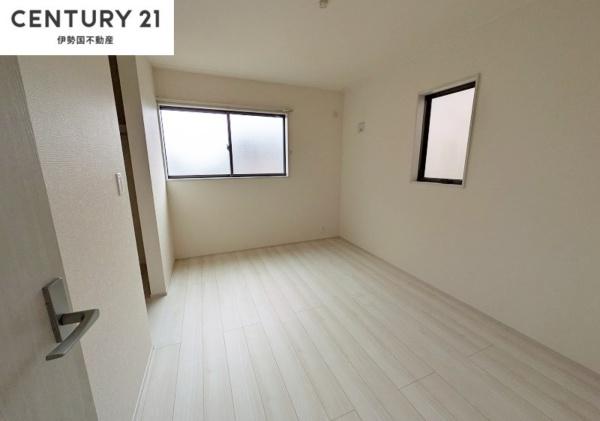 リーブルファイン　四日市市天カ須賀第５