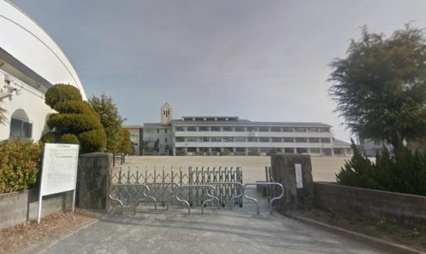 リーブルファイン富田一色町 1号棟(四日市市立富洲原中学校)