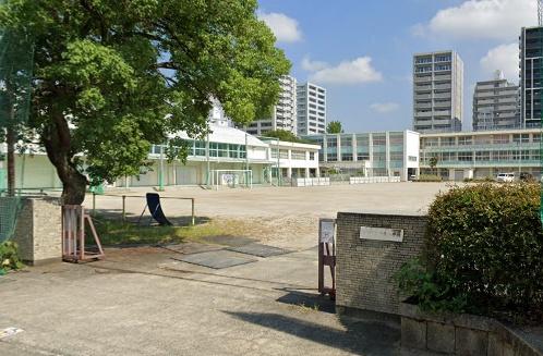 ラビデンス桑名駅東 再生マンション(桑名市立精義小学校)