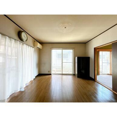 四日市市北小松町の中古一戸建て