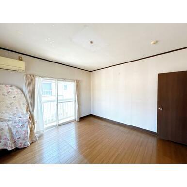 四日市市北小松町の中古一戸建て