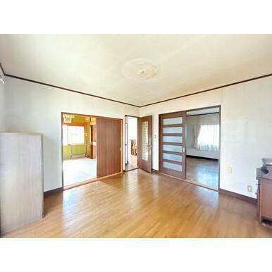 四日市市北小松町244-12　中古戸建