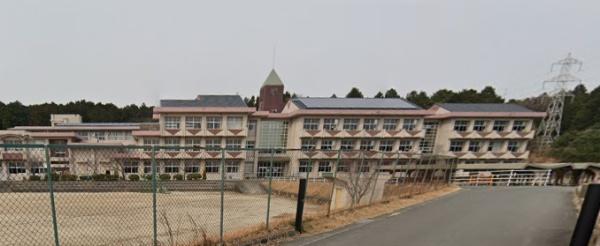 リーブルガーデンいなべ市北勢町垣内 1号棟(いなべ市立北勢中学校)