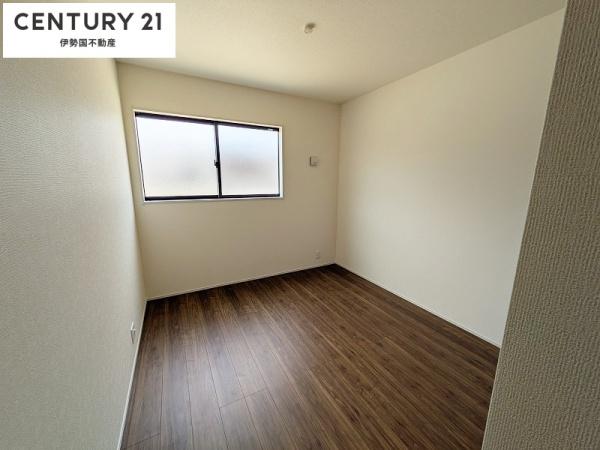 リーブルガーデンいなべ市北勢町垣内　１号棟