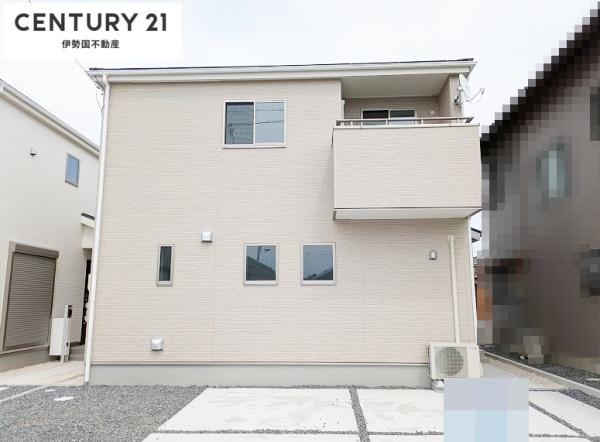 リーブルファイン四日市市塩浜　１号棟