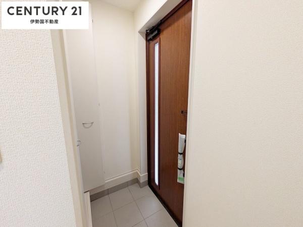リーブルファイン四日市市塩浜　１号棟