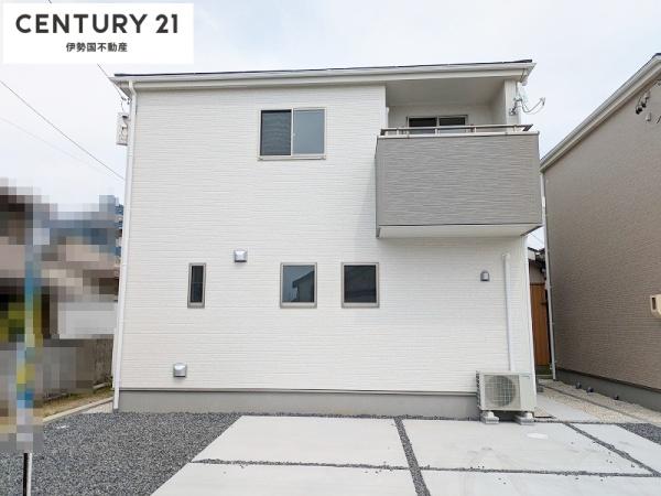 リーブルファイン四日市市塩浜　２号棟
