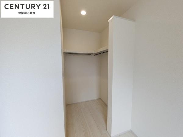 リーブルファイン四日市市塩浜　２号棟