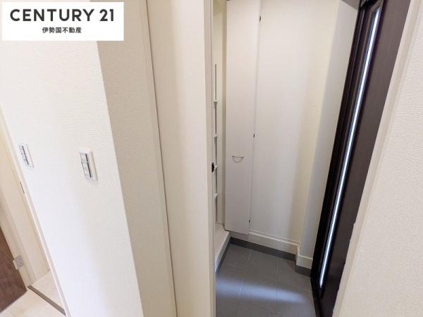 リーブルファイン四日市市塩浜　２号棟