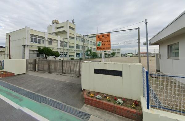 リーブルファイン長太新町第3 2号棟(鈴鹿市立長太小学校)