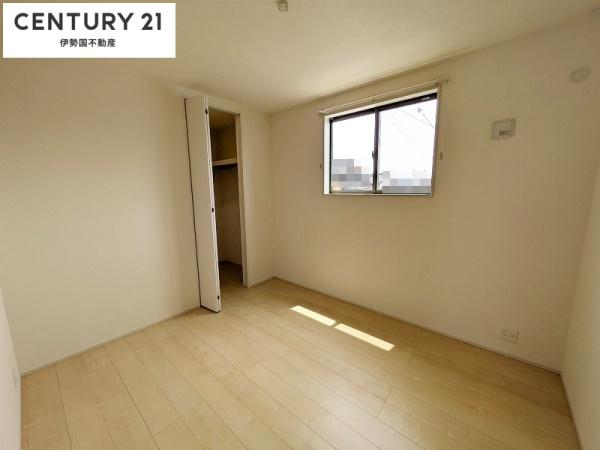 リーブルファイン長太新町第３　３号棟