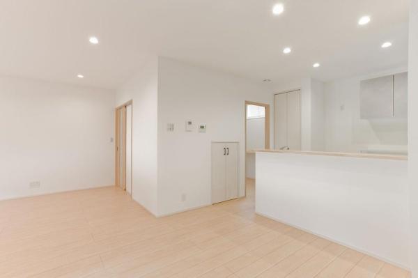 三重郡菰野町大字潤田の中古一戸建て