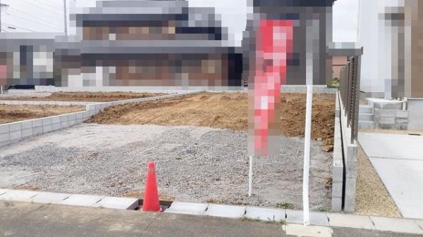 リーブルガーデン亀山市栄町第４　１号棟