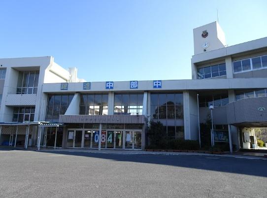 リーブルガーデン亀山市栄町第4 3号棟(亀山市立中部中学校)