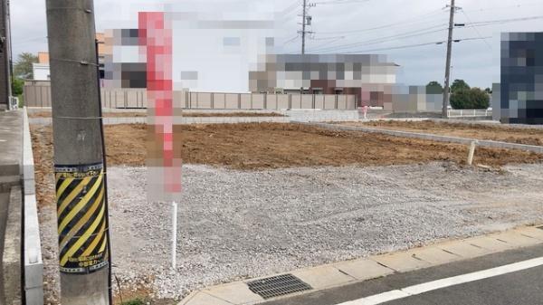 リーブルガーデン亀山市栄町第４　３号棟