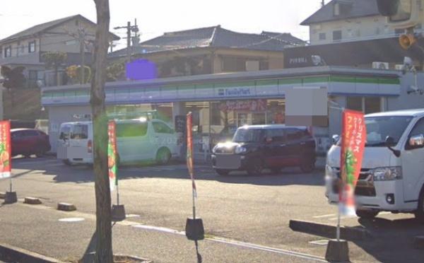四日市市八王子町の中古一戸建て(ファミリーマート四日市笹川通り店)