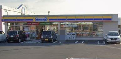ノエルス南四日市 B棟(ミニストップ四日市泊小柳店)