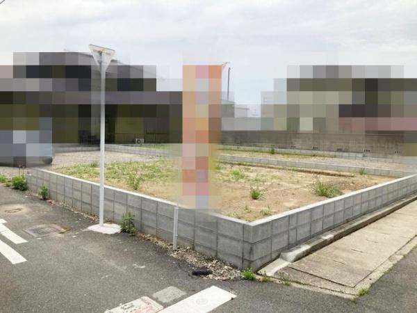 リーブルガーデン四日市市楠町本郷第１３　２号棟